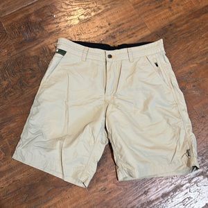 Men’s Howler Bros shorts
